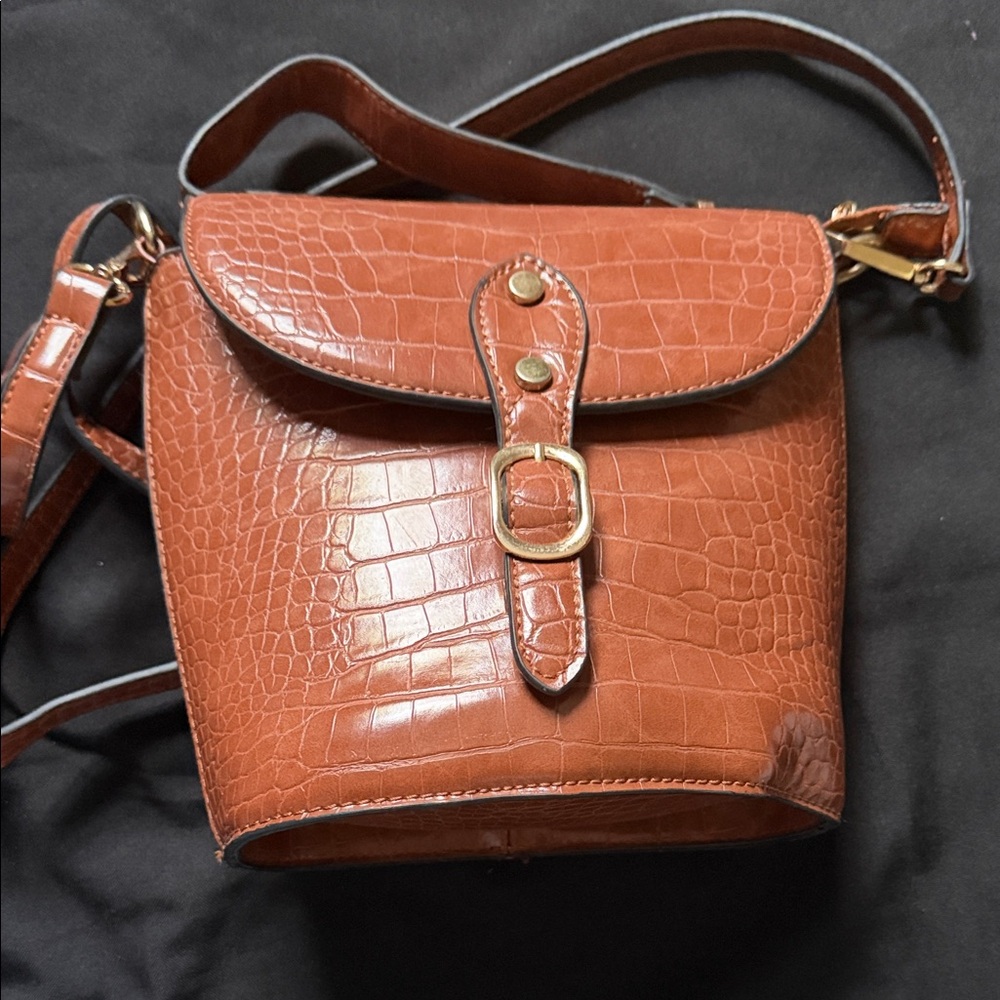 Brown crossbody bag